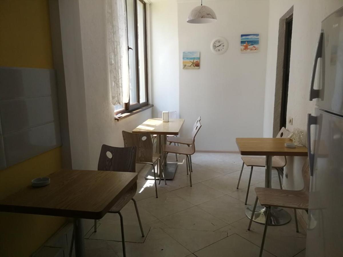 Guest House Guriani غريغوليتي المظهر الخارجي الصورة